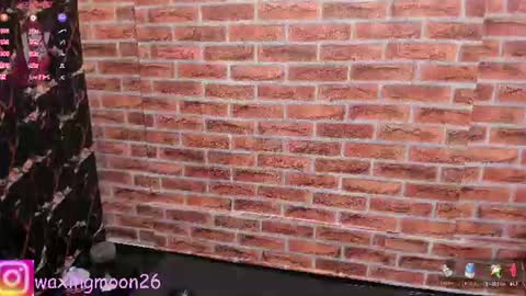 Snapshot of lunaixmoon_ chatting on 08/06/26, 12:29 Luna online show from 08/06/26, 12:29