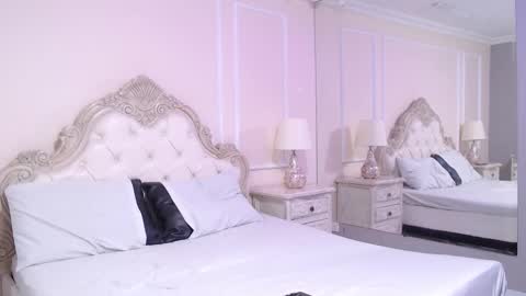 Snapshot of lunajohns chatting on 02/09/26, 01:59 Luna online show from 02/09/26, 01:59