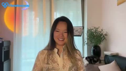 Luna online show from 05/19/26, 01:22