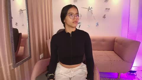 Snapshot of lunamillers_ chatting on 04/13/26, 03:45 lunamillers_ online show from 04/13/26, 03:45