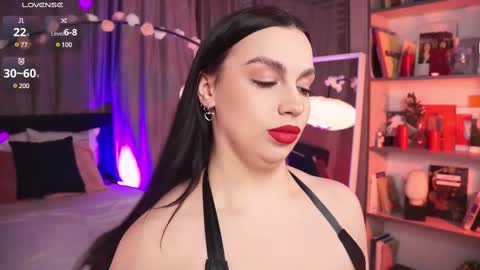 Luna  next streams Mon Fri Sat Sun 8pm-5am gmt0 online show from 02/20/25, 09:53