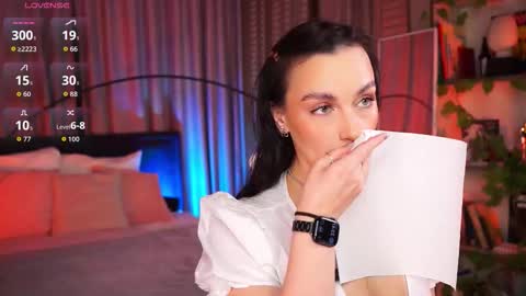 Luna  next streams Mon Fri Sat Sun 8pm-5am gmt0 online show from 11/17/25, 08:47