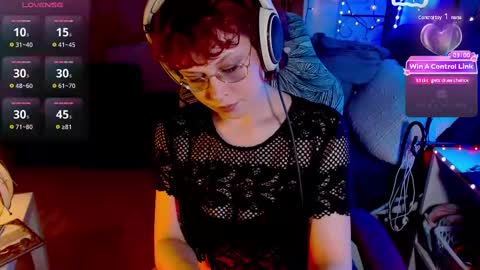 Luna online show from 02/09/25, 08:56