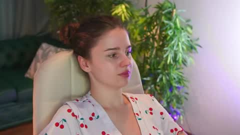 Snapshot of lunaolivia_ chatting on 04/30/26, 01:39 lunaolivia_ online show from 04/30/26, 01:39