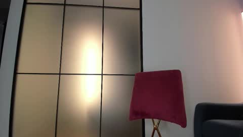 Aisha online show from 10/13/25, 11:32