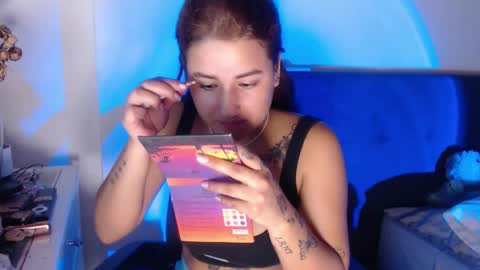 Julieth  online show from 11/23/25, 02:50