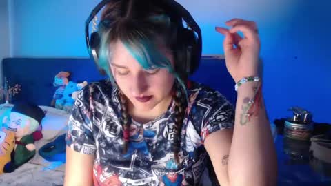 Snapshot of lunapalmer01 chatting on 04/14/26, 04:24 Julieth online show from 04/14/26, 04:24