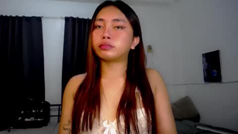 Snapshot of lunapinay chatting on 04/29/26, 08:48 Luna online show from 04/29/26, 08:48