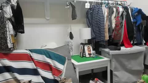 Snapshot of lunapixie2020 chatting on 01/05/25, 01:24 lunapixie2020 online show from 01/05/25, 01:24