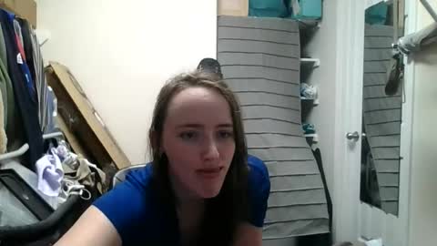lunapixie2020 online show from 05/13/26, 03:37