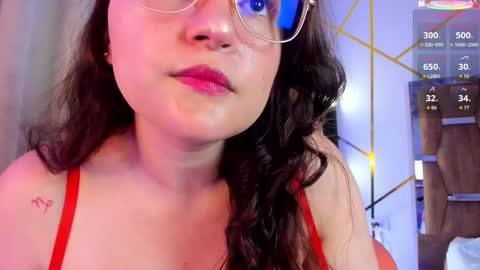 Luna online show from 11/08/25, 06:35