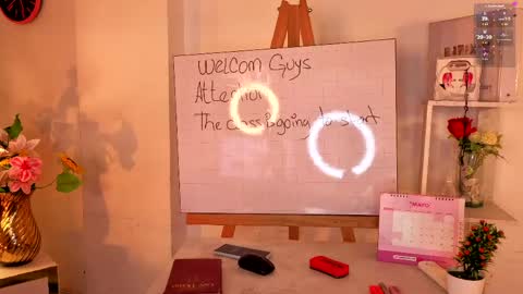 Snapshot of lunapleasure_ chatting on 05/19/26, 06:09 Luna online show from 05/19/26, 06:09