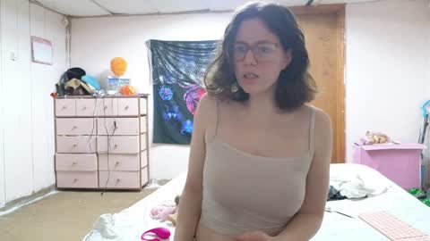 lunaquinn45 online show from 12/30/24, 01:26