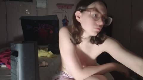 lunaquinn45 online show from 02/05/25, 03:13