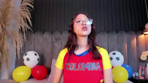 lunar_lustx online show from 06/27/26, 07:08