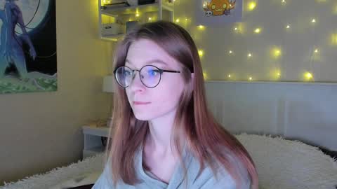 Snapshot of lunar_sofia chatting on 01/13/25, 03:47 Sofia online show from 01/13/25, 03:47