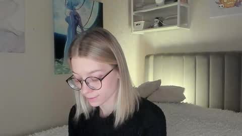 Sofia online show from 12/03/25, 06:39