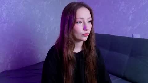 Snapshot of lunarialive chatting on 07/04/26, 10:32 Sonya online show from 07/04/26, 10:32