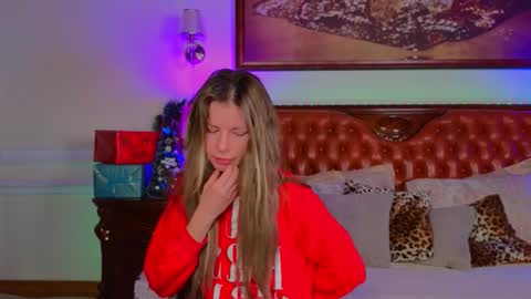 Luna Rishi online show from 12/23/25, 06:33