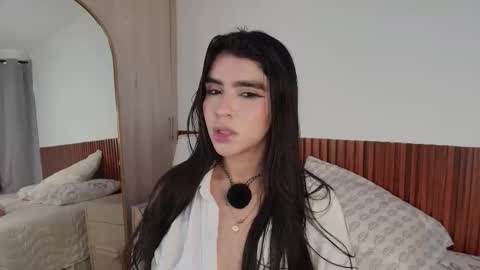 Snapshot of lunarousse_ chatting on 02/04/26, 09:42 Luna Rousse online show from 02/04/26, 09:42