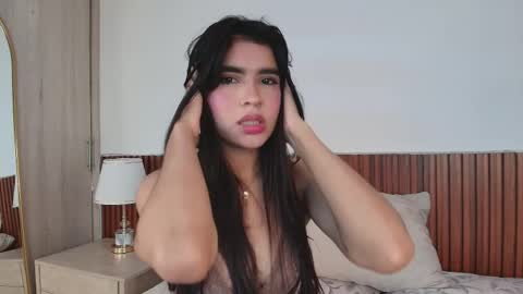 Snapshot of lunarousse_ chatting on 04/07/26, 03:18 Luna Rousse online show from 04/07/26, 03:18