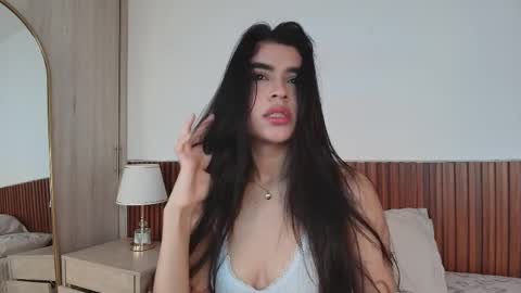 Snapshot of lunarousse_ chatting on 04/08/26, 03:17 Luna Rousse online show from 04/08/26, 03:17