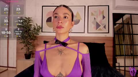 Snapshot of lunaruso chatting on 11/05/25, 09:15 Luna Ruso online show from 11/05/25, 09:15