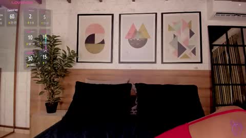 Snapshot of lunaruso chatting on 11/09/25, 07:45 Luna Ruso online show from 11/09/25, 07:45