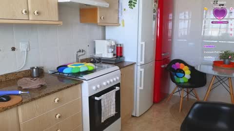 Snapshot of lunary_mix chatting on 01/09/25, 04:17 Luna online show from 01/09/25, 04:17