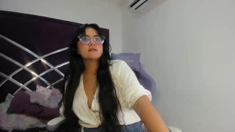 Snapshot of lunascarleht chatting on 02/12/26, 01:28 lunascarleht online show from 02/12/26, 01:28