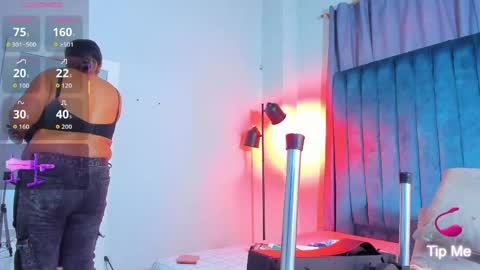 LUNA  online show from 05/01/26, 06:45