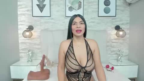 Luna online show from 03/19/26, 11:36