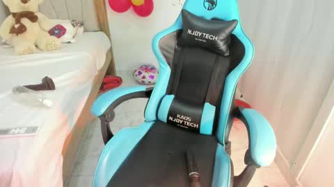 luna online show from 02/16/25, 10:32