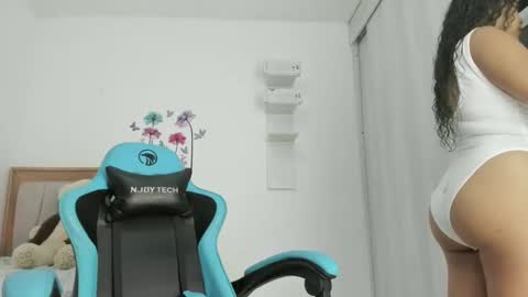 luna online show from 03/02/25, 03:59