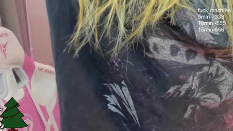 Kate online show from 12/21/24, 03:47