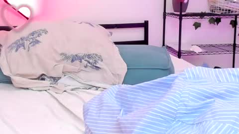 Kate online show from 03/10/25, 05:54