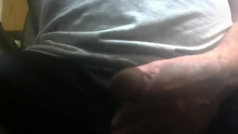 Snapshot of lunatica12 chatting on 03/06/25, 04:30 lunatica12 online show from 03/06/25, 04:30