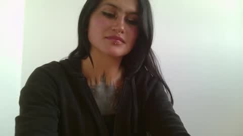 Snapshot of lunatica_2000 chatting on 02/08/25, 03:21 Luna online show from 02/08/25, 03:21