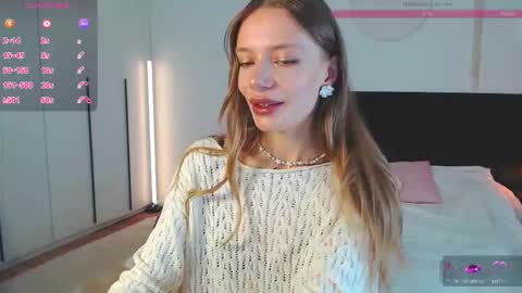 Snapshot of lunaticabae chatting on 03/20/26, 02:27 LunaticaBae online show from 03/20/26, 02:27