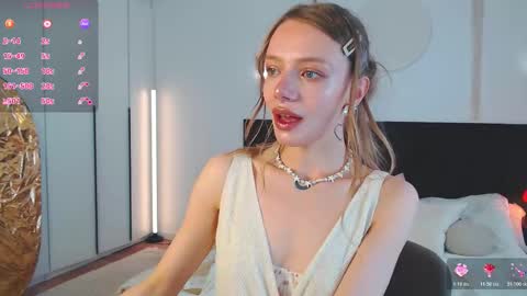 Snapshot of lunaticabae chatting on 03/23/26, 02:37 LunaticaBae online show from 03/23/26, 02:37