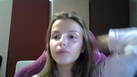 Luna  online show from 09/30/25, 06:24