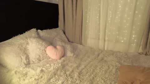 Snapshot of lunavelvet7 chatting on 03/16/26, 05:39 lunavelvet7 online show from 03/16/26, 05:39