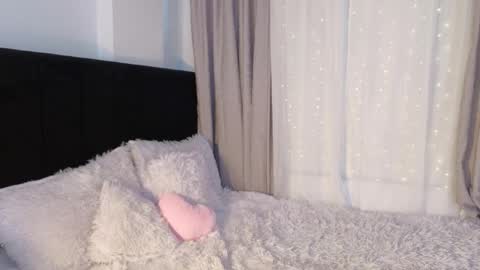 Snapshot of lunavelvet7 chatting on 03/18/26, 03:48 lunavelvet7 online show from 03/18/26, 03:48