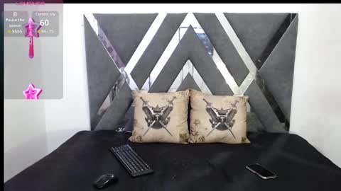 Luna online show from 01/28/25, 04:52