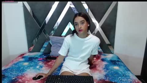 Luna online show from 03/07/25, 05:17