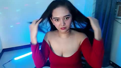 Snapshot of lunawinks_ chatting on 09/16/25, 10:00 lunawinks_ online show from 09/16/25, 10:00