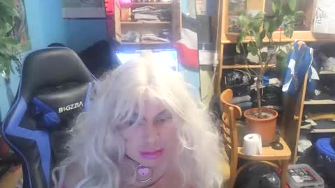 LunaXXX online show from 04/02/26, 08:17