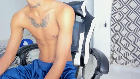 lunay_bigcock420 online show from 10/22/25, 08:58