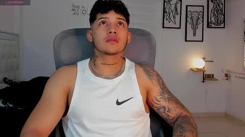 Lunay online show from 01/16/26, 12:14