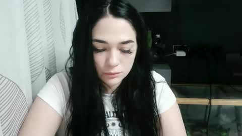 Snapshot of lunikdarya chatting on 10/12/25, 07:57 lunikdarya online show from 10/12/25, 07:57